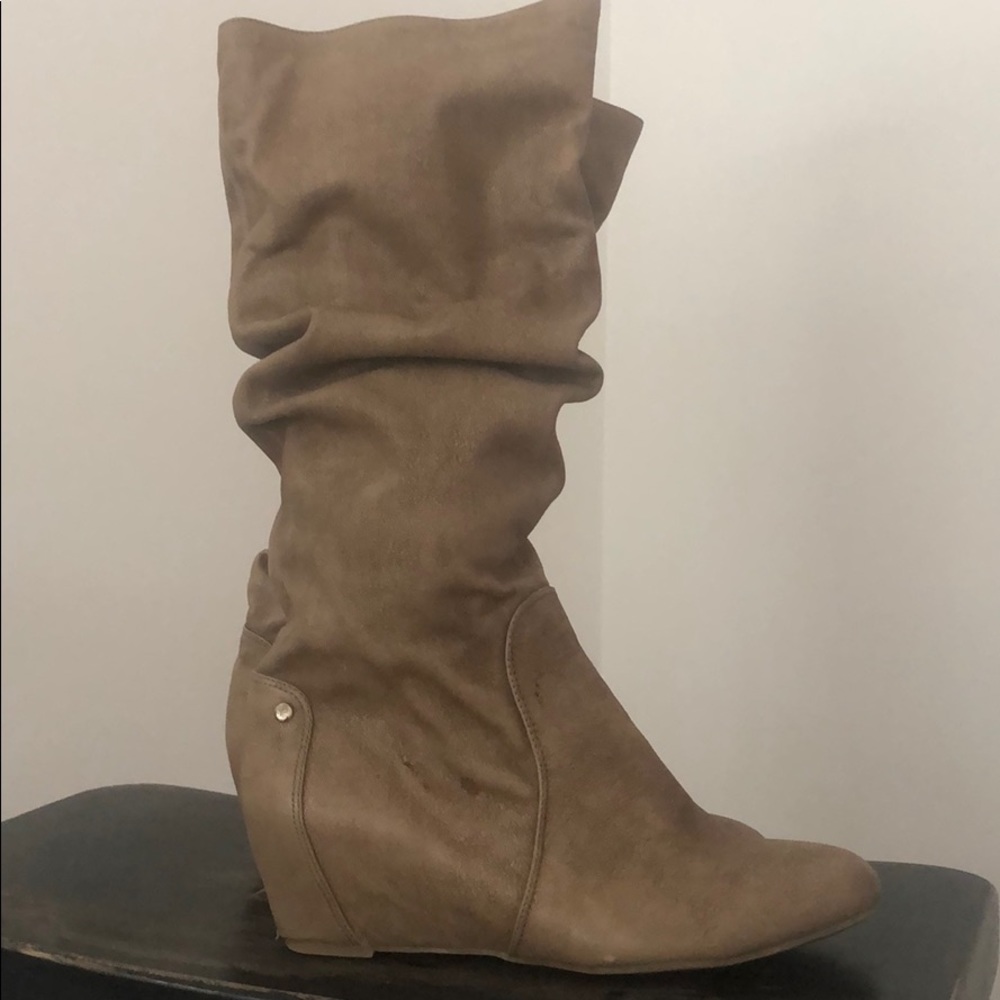 Jennifer Lopez Mid Boots